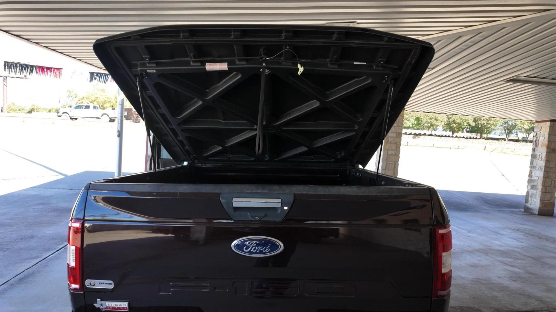 2018 Maroon Ford F150 (1FTEW1C56JK) , located at 605 West Oak Street, West, TX, 76691, (254) 826-5852, 31.803501, -97.098549 - Photo#15