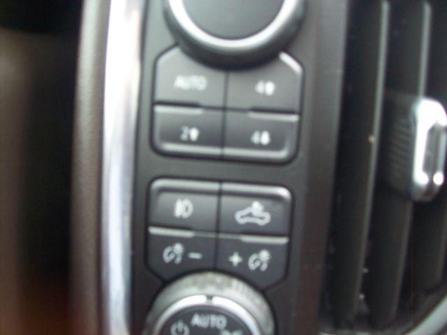 2021 Blue /Gideon/Very Dark Atmosphere, cloth Chevrolet Silverado 1500 RST Crew Cab 4WD (1GCUYEED2MZ) with an 5.3L V8 OHV 16V engine, 6-Speed Automatic transmission, located at 605 West Oak Street, West, TX, 76691, (254) 826-5852, 31.803501, -97.098549 - Photo#10
