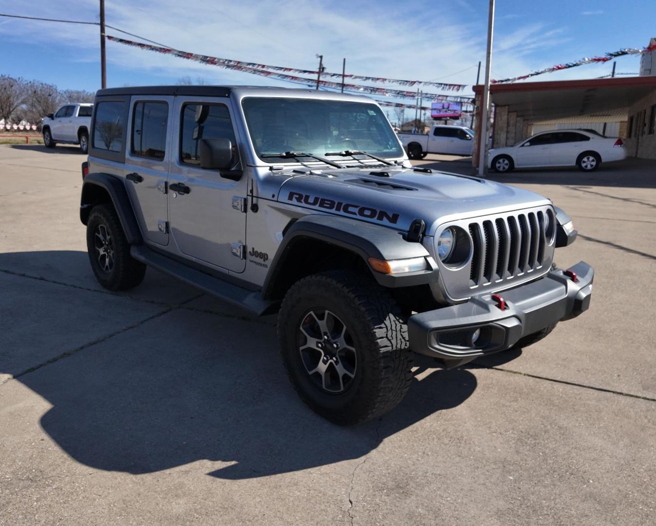 2018 Silver /Black Cloth Jeep Wrangler Unlimited Rubicon (1C4HJXFG3JW) with an 3.6L V6 DOHC 24V FFV engine, 6-Speed Automatic transmission, located at 605 West Oak Street, West, TX, 76691, (254) 826-5852, 31.803501, -97.098549 - Photo#0