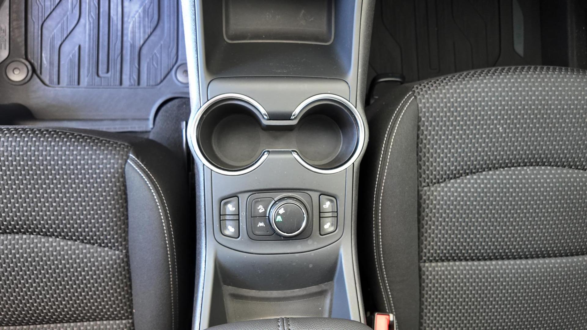 2024 Maroon /Medium Ash Gray/Jet Black GMC Terrain FWD SLE (3GKALMEG1RL) with an 1.5L I-4 gasoline direct injection engine, located at 605 West Oak Street, West, TX, 76691, (254) 826-5852, 31.803501, -97.098549 - Photo#7