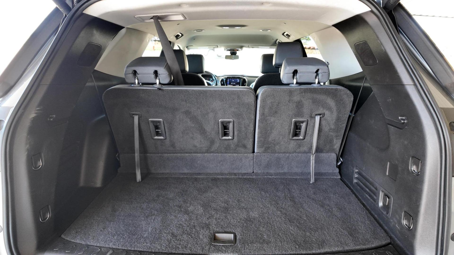 2021 /Dark Atmosphere/Medium Ash Gray, leather Jet Black Chevrolet Traverse 74440 (1GNERHKW4MJ) with an 3.6L V6 DOHC 24V engine, 9-Speed Automatic transmission, located at 605 West Oak Street, West, TX, 76691, (254) 826-5852, 31.803501, -97.098549 - Photo#11