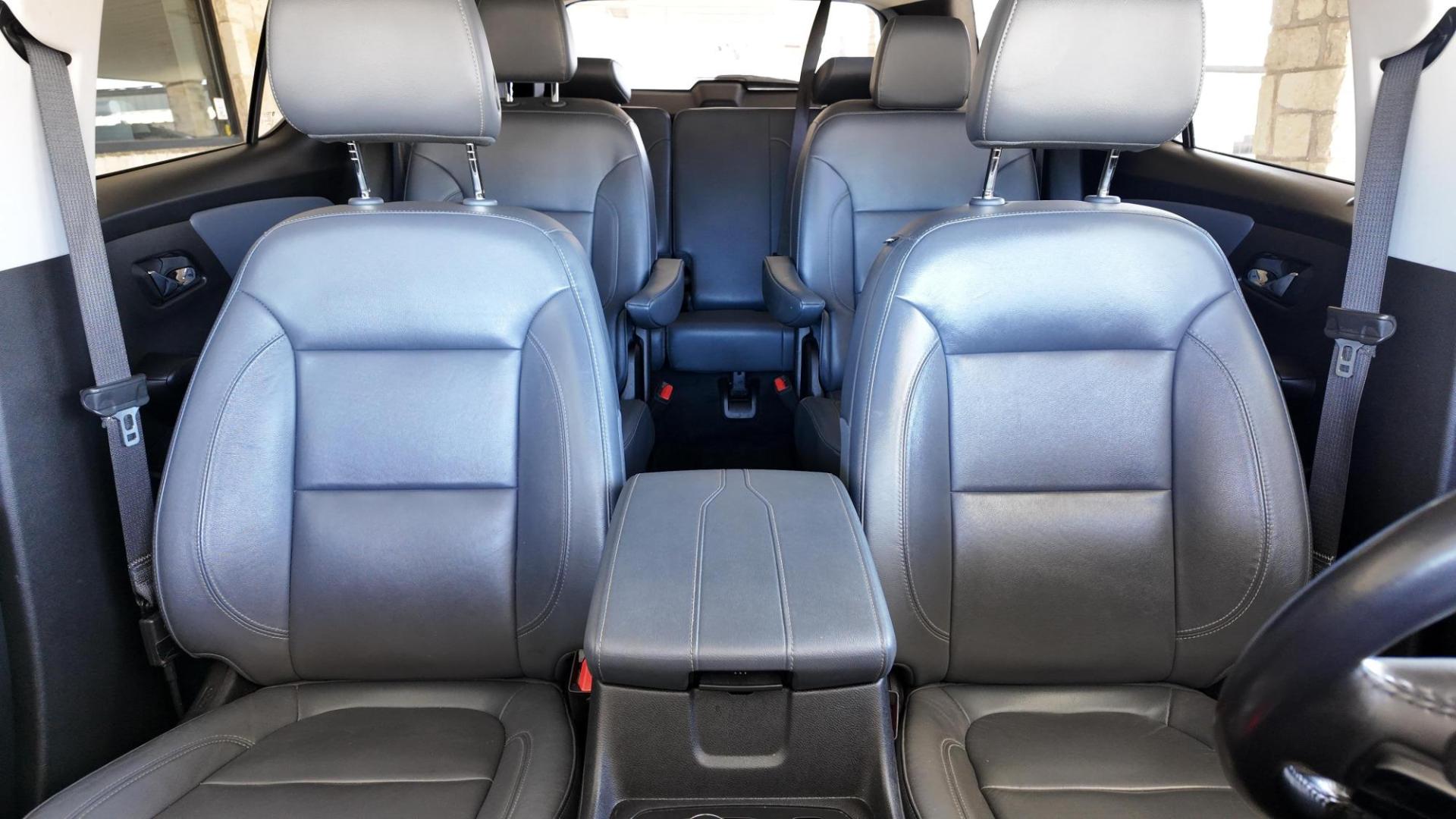 2021 /Dark Atmosphere/Medium Ash Gray, leather Jet Black Chevrolet Traverse 74440 (1GNERHKW4MJ) with an 3.6L V6 DOHC 24V engine, 9-Speed Automatic transmission, located at 605 West Oak Street, West, TX, 76691, (254) 826-5852, 31.803501, -97.098549 - Photo#14