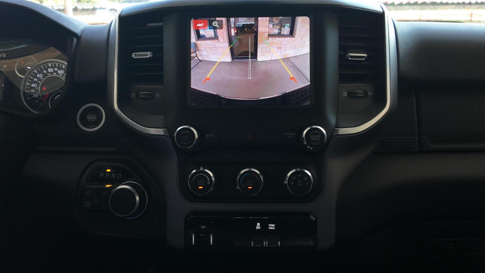 2024 /Black/Diesel Gray Black RAM 2500 84795 (3C6UR5DJ9RG) with an 6.4L V8 engine, 6-Speed Automatic transmission, located at 605 West Oak Street, West, TX, 76691, (254) 826-5852, 31.803501, -97.098549 - Photo#5
